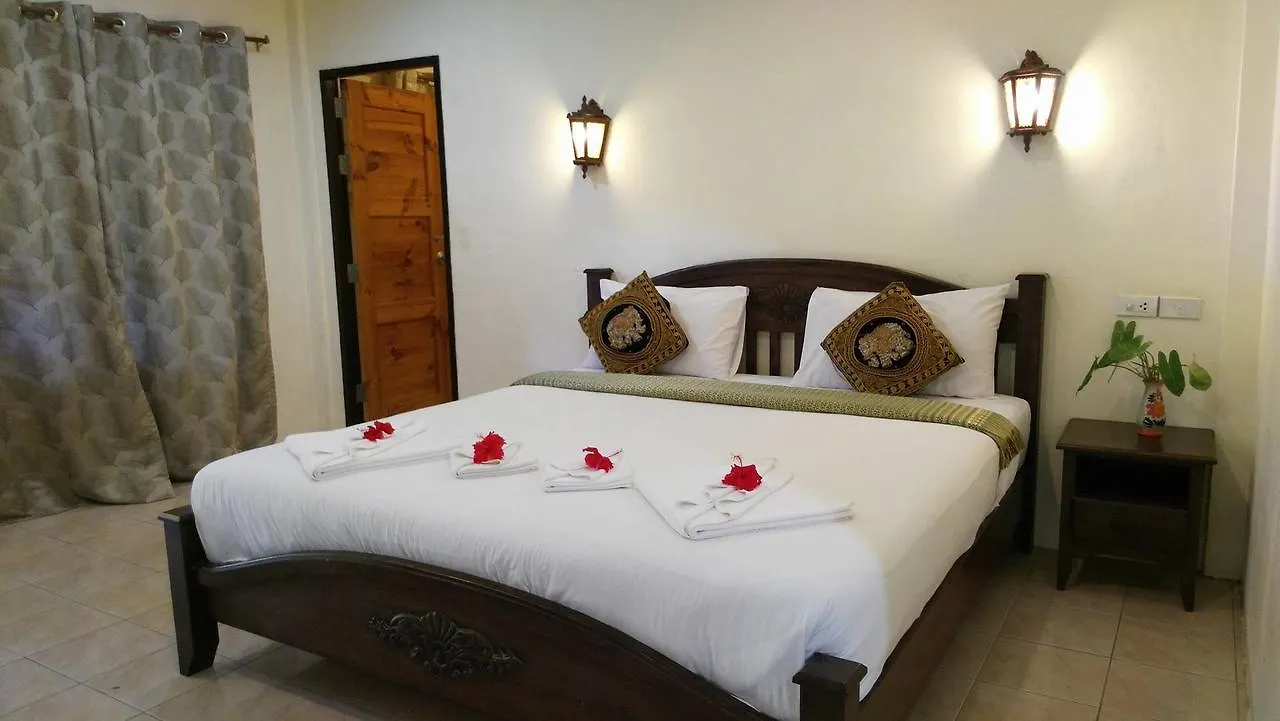 *** Semesterpark Euro Lanta White Rock Resort Ko Lanta Thailand